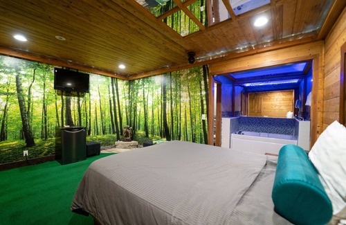 Montebello Hotel | Cozy Royala Inn: Family-Friendly Stay with Breakfast Included