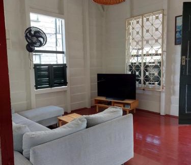 Paramaribo Villa | Welcoming Royale Authentieke Woning for Families
