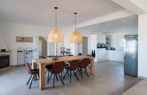 Colinas Verdes Villa | Explore Royale en Luxe Villa with Ocean Views & Private Pool