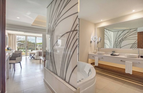 Orange Bay Hotel | Experience Royalton Negril: All-Inclusive with Ocean Views