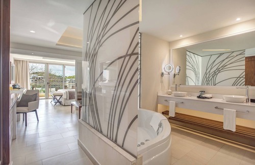 Cap Estate Resort | Indulge at Royalton Saint Lucia: All-Inclusive Retreat Awaits