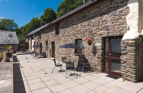 West Down Cottage | Cozy Royd Cottage with Ocean View and Family-Friendly Amenities