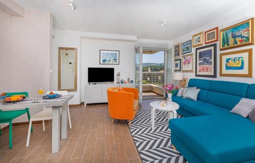 Rozat Apartment | Riverfront RozART Apartment with Free Parking & Top Reviews