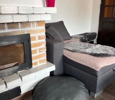 Stiavnicke Bane House | Rozprávkový domček blízko jazera
