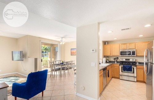 Mesa Condo | Relaxing 2-Bedroom Retreat on Golf Course in Gated Community