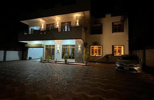 Trincomalee Bed & Breakfast | Exceptional RP Villa Trincomalee with Family-Friendly Amenities