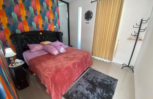 Jember House | Relax at RSY Guesthouse: Family-Friendly Retreat Awaits