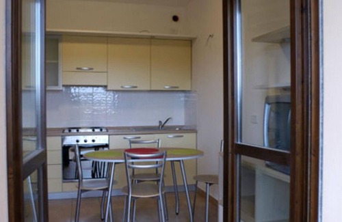 Grosseto House | Pet-Friendly RTA Martin Pescatore with Breakfast and Kitchen