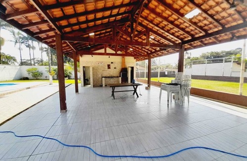 Itanhaem Hotel | Discover Rua Célso Aíres da Cunha with Pool & Family Amenities