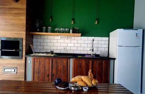 Itaipuacu House | Discover Rua Professor Nelson Rabello: Pet-Friendly Retreat