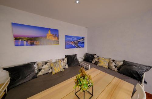 San Vicente Apartment | Seville Center Escape: Rubens Ático with Oceanfront Views