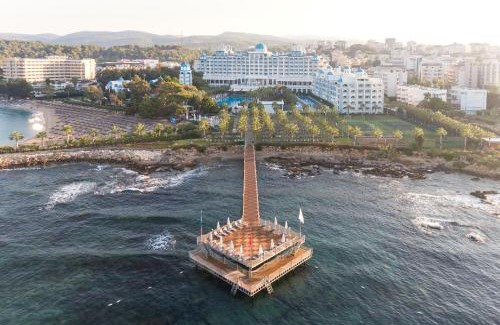 Avsallar Hotel | Rubi Platinum Spa Resort & Suites: Oceanfront Bliss Awaits