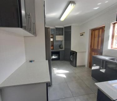 Bluff House | Cozy Rubie's Self-Catering Home with Pool & Family Fun