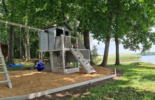 Anyksciai House | Idyllic Rubikių Meldynas: 4-Star Beachfront Retreat