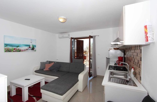 Bale Apartment | RUBIL One-Bedroom Apartment - Guest Rated 10/10 Stay!
