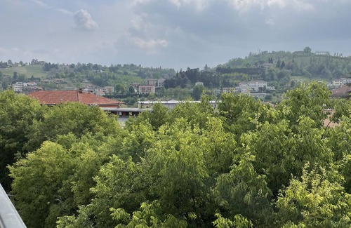 Alba Apartment | Discover Rubina Home: Family-Friendly Stay with Breakfast