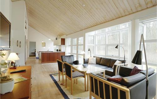 Hasle House | Discover Rubinsen Skovhuse: Family-Friendly 4-Star Retreat