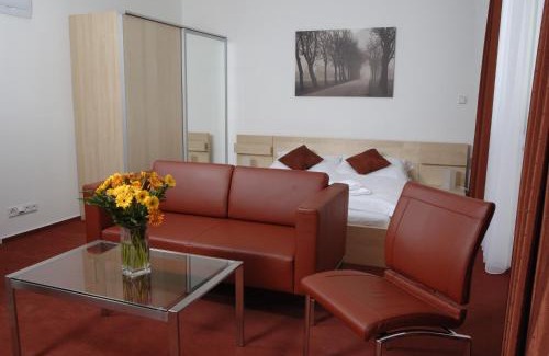 Ostrava City Centre Hotel | Experience Ruby Blue: 4-Star Comfort with Pet-Friendly Perks