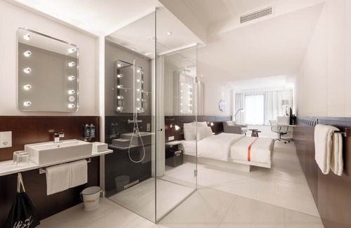 Rathaus Hotel | Discover Ruby Hanna Hotel Stuttgart: Family-Friendly Bliss