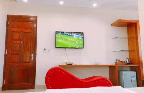 Nam Dinh Hotel | Affordable Ruby Hotel with Breakfast & Family-Friendly Amenities