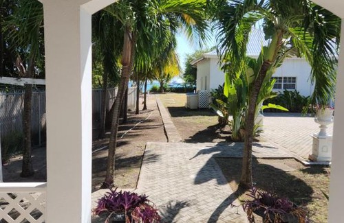 Lance aux Epines Villa | Ruby Joy Villa