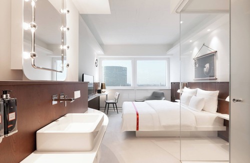 Dusseldorf Old Town Hotel | Stylish Ruby Luna Hotel Düsseldorf with Family-Friendly Perks