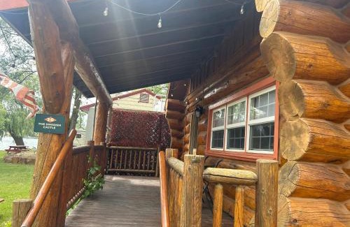 Medical Lake Cabin | Family-Friendly Ruby's Resort & RV: Your Next Adventure Awaits