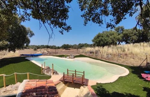 Montanchez Villa | Rucanon 2: Family-Friendly Retreat with Perfect Guest Rating