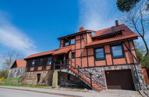 Mikolajki House | Ruda Chata Tałty: Pet-Friendly Retreat with Ocean Views