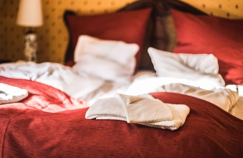 Hojer Hotel | Relax at Rudbøl Grænsekro with Pool, Spa & Family Amenities