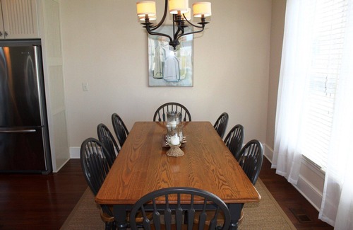 Manteo House | Exquisite Rudder Village 14: Canal-Front Retreat in Pirate's Cove