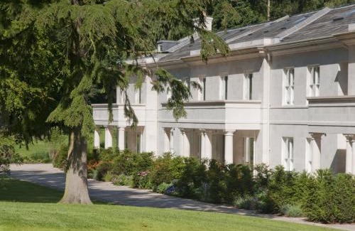 Follifoot Hotel | Experience Rudding Park: 4-Star Escape with Pool & Hot Tub