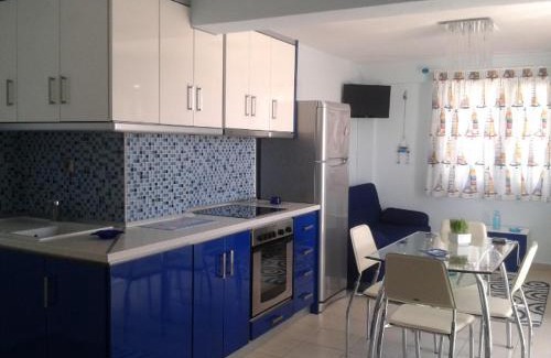 Sarti Apartment | Budget-Friendly Rudi Studios - Pet and Child Friendly Stay