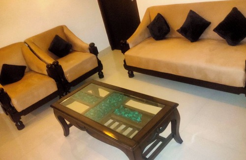 Varanasi Bed & Breakfast | Rudraksh Paradise