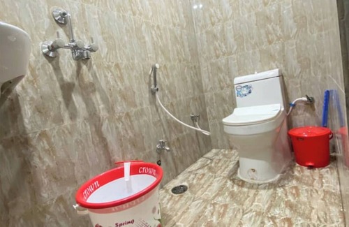 Varanasi Apartment | Rudraksha Inn Group Booking -{10+3}people