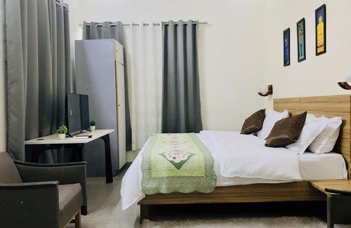 Pushkar Hotel | Pet-Friendly Retreat at Rudram: Cafe & Stay Awaits You