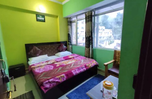 Pipalkoti Hotel | Cozy Rudransh Guest House in Pipalkoti with Breakfast