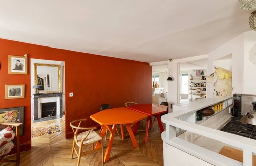 Quartier des Invalides Apartment | Experience Rue de Champagny with Family-Friendly Amenities