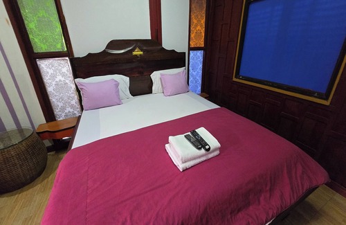 Songkhla Hotel | Budget-Friendly Retreat at Ruean Mai Chaylay Songkhla