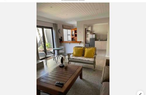 Dullstroom Apartment | Experience Rueby’s Apartment 101: Pet Friendly & Rated 10/10