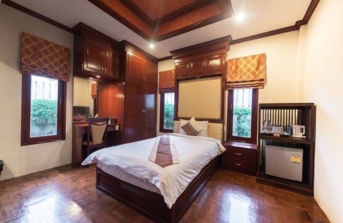 Mae Rim Resort | Delightful Stay at Ruen Ariya Resort with Pool Access