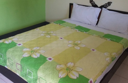 Mae Rai Hotel | Relax at Ruenview Resort with Pool and Family Amenities