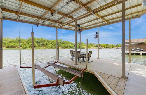 Burnet House | Ruff Lakehouse on Lake LBJ