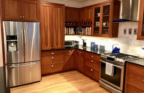 Barracks Rugby House | Convenient Rugby Area Home Near UVa Graduation Events