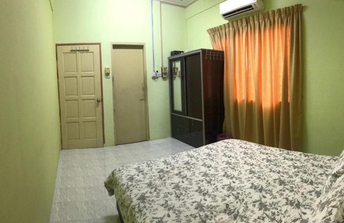 Kampung Telaga Nibong House | Budget-Friendly Ruhani Homestay 2 in Kota Bharu