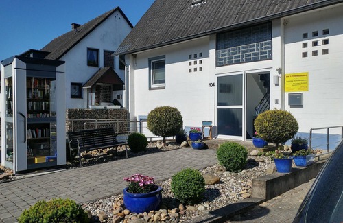 Maasholm-Bad Apartment | Relaxing Oceanfront Retreat: Cozy Comfort in Maasholm Bad