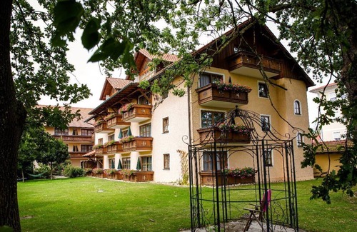 Bad Fuessing Apartment | Tranquil Apartment Near Bad Füssing Thermal Baths