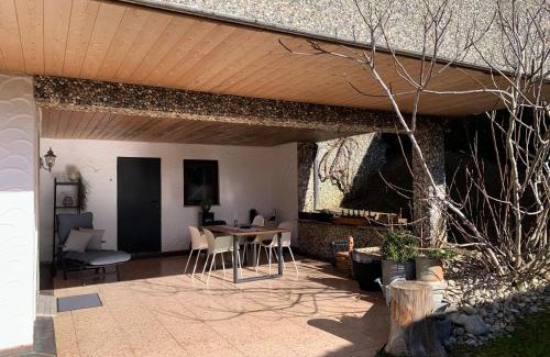 Hilzingen Apartment | Serene Oceanfront Retreat with a 9.5/10 Guest Rating