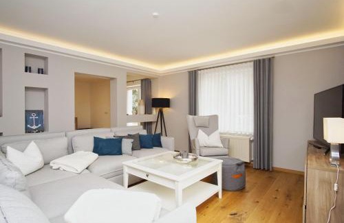 Bergen auf Ruegen Apartment | Idyllic Getaway Near the Beach - Gutshaus Silvitz FeWo 01