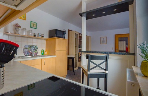 Goes Apartment | Tranquil Forest Retreat with Pool and Breakfast Included